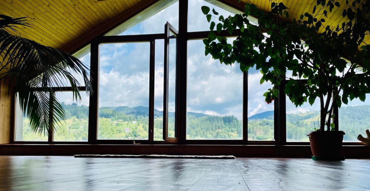 Старе Подвір'Я Verkhovyna Extérieur photo