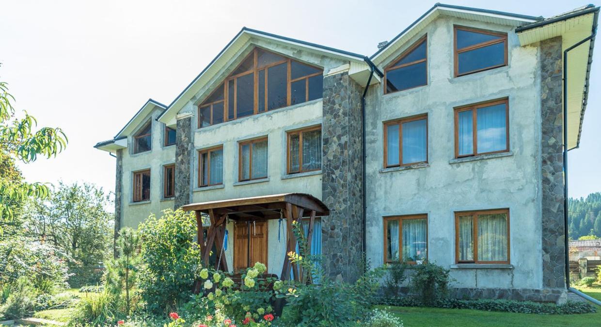 Старе Подвір'Я Verkhovyna Extérieur photo