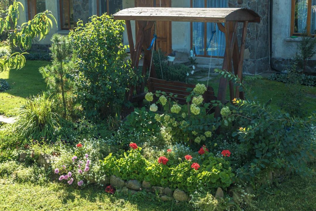 Старе Подвір'Я Verkhovyna Extérieur photo